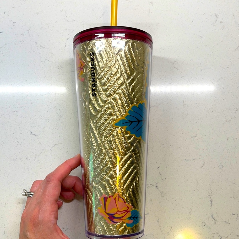 Plastic quilted roses venti Starbucks cup